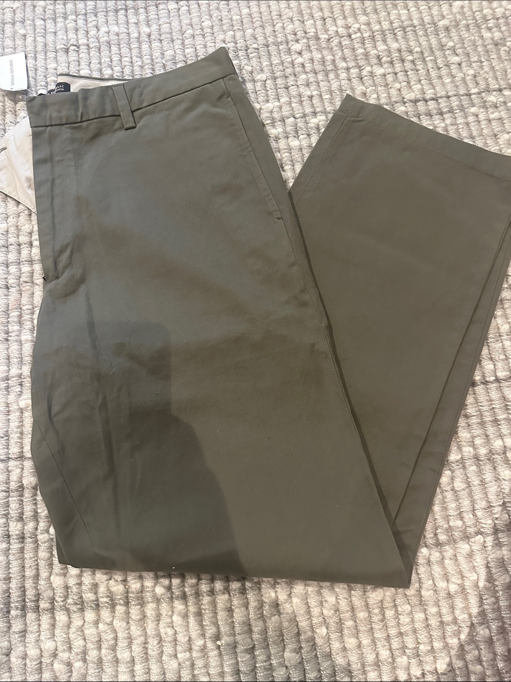 Banana Republic Men's Olive Chino Pants
